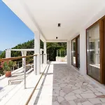 וילה Stina Donji Okrug (Ciovo)